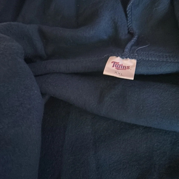 Minnesota Twins Zip Up Sweater Jacket - Picture 3 of 3
